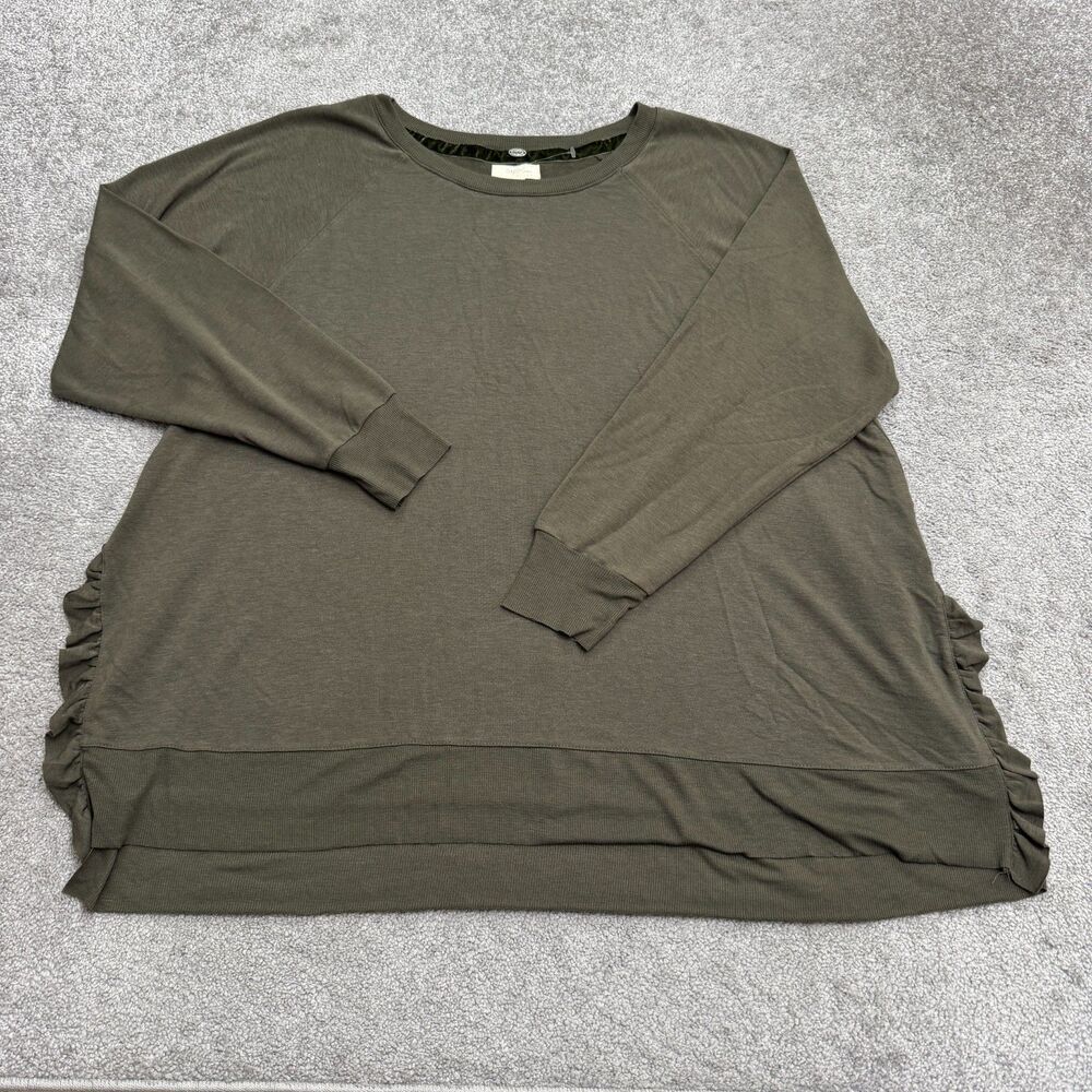 Cupio Woman Pullover Sweatshirt 2X Green Stretch Ruffle Side Slit Ruffle NWT